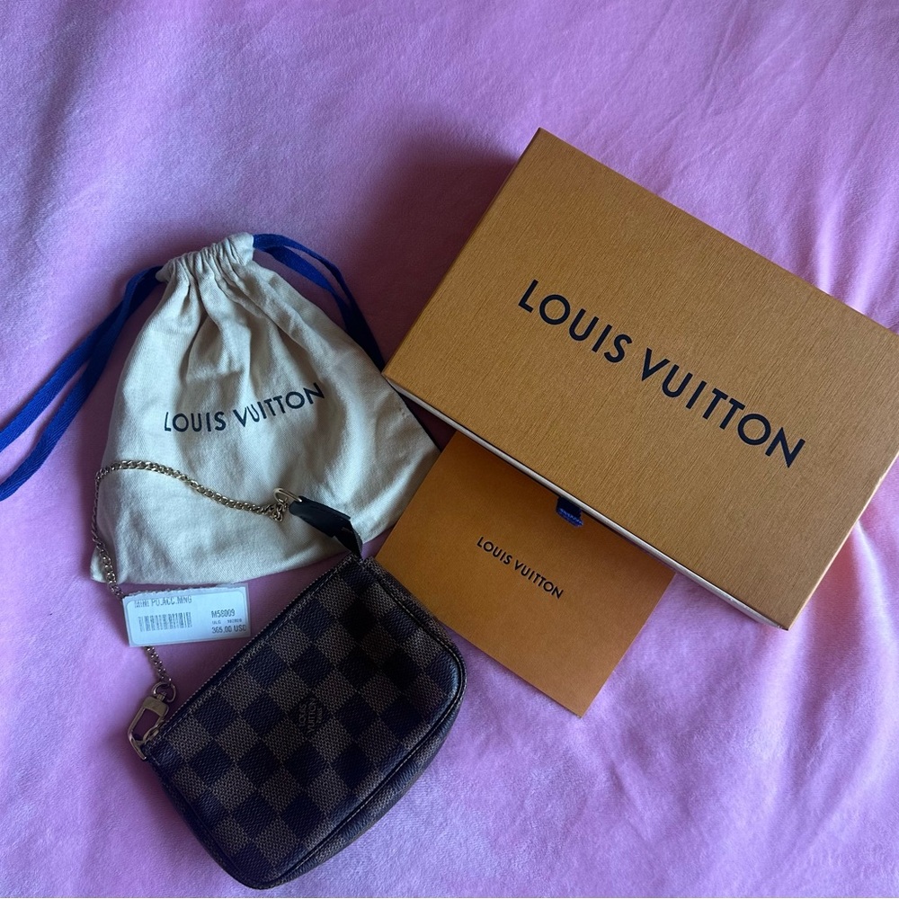 mini pochette accessories🤎